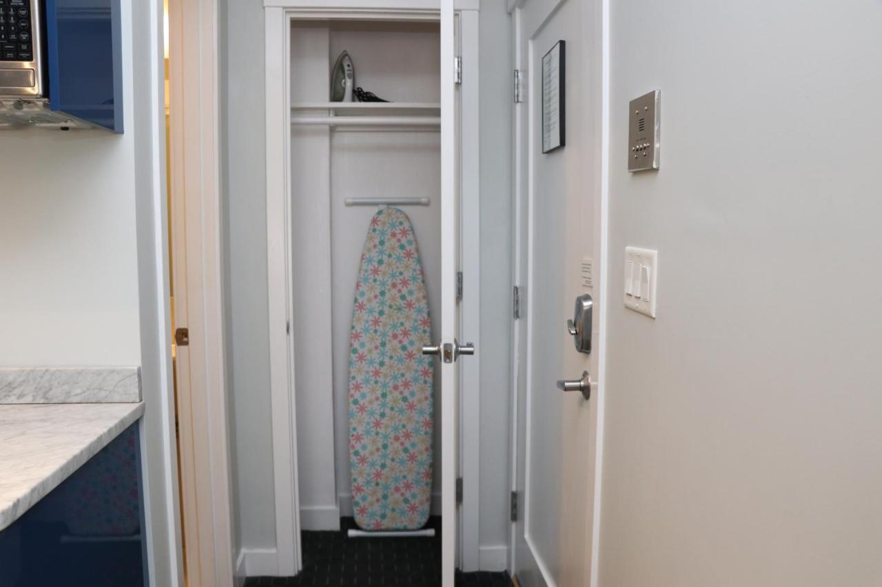 Furnished Newbury Street Studio, #6 Boston Exterior photo